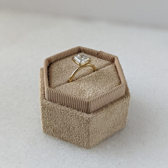 Aria ring - 1.5 carat princess cut 14k white gold