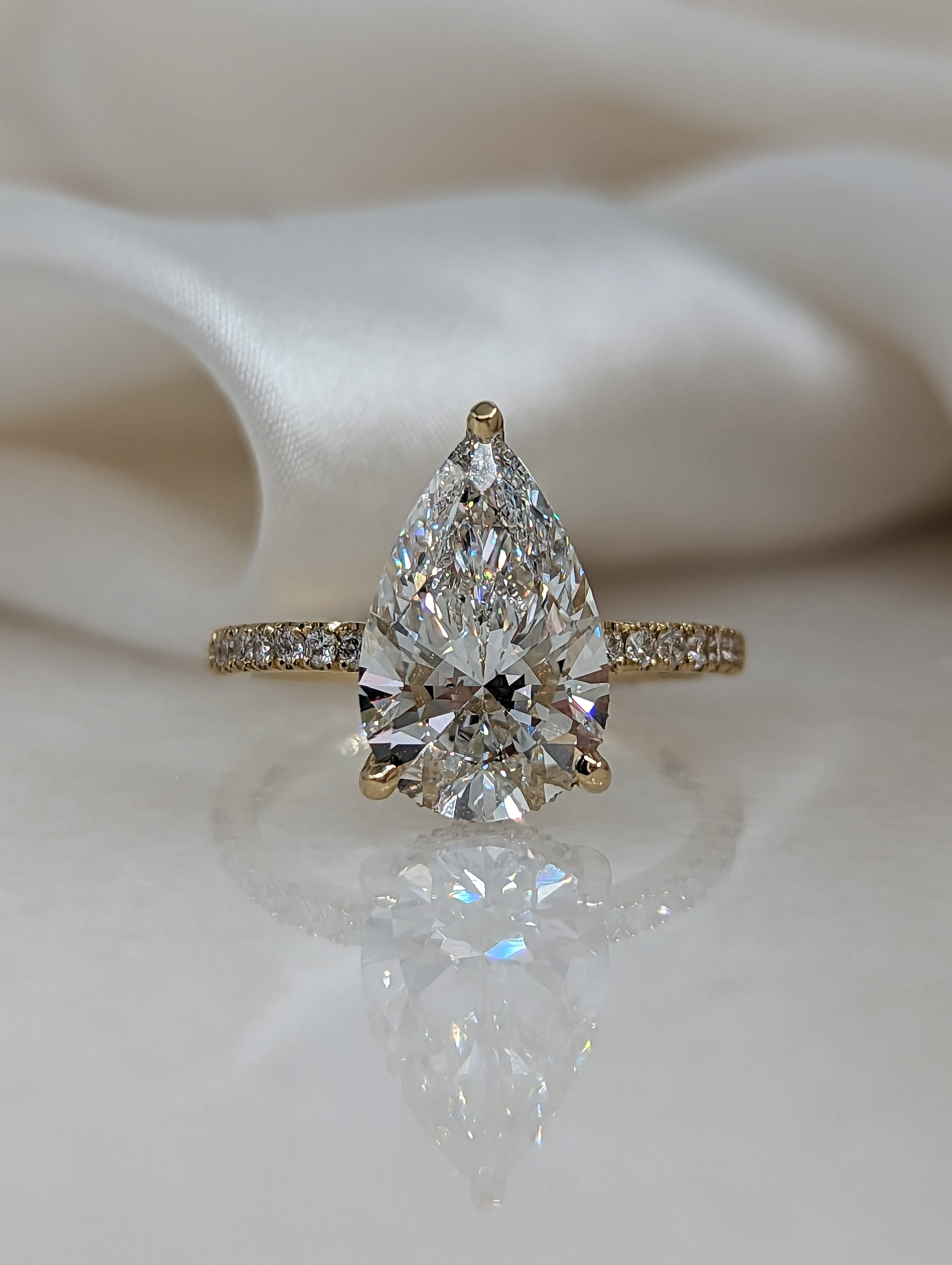 Aradia Pear Side Diamond Engagement Ring