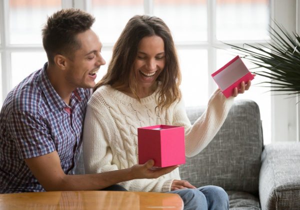 Romantic First Anniversary Gift Ideas for Her
